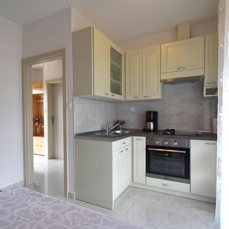 Apartment Biserka Malinska Εξωτερικό φωτογραφία