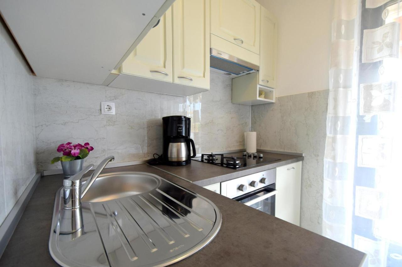 Apartment Biserka Malinska Εξωτερικό φωτογραφία