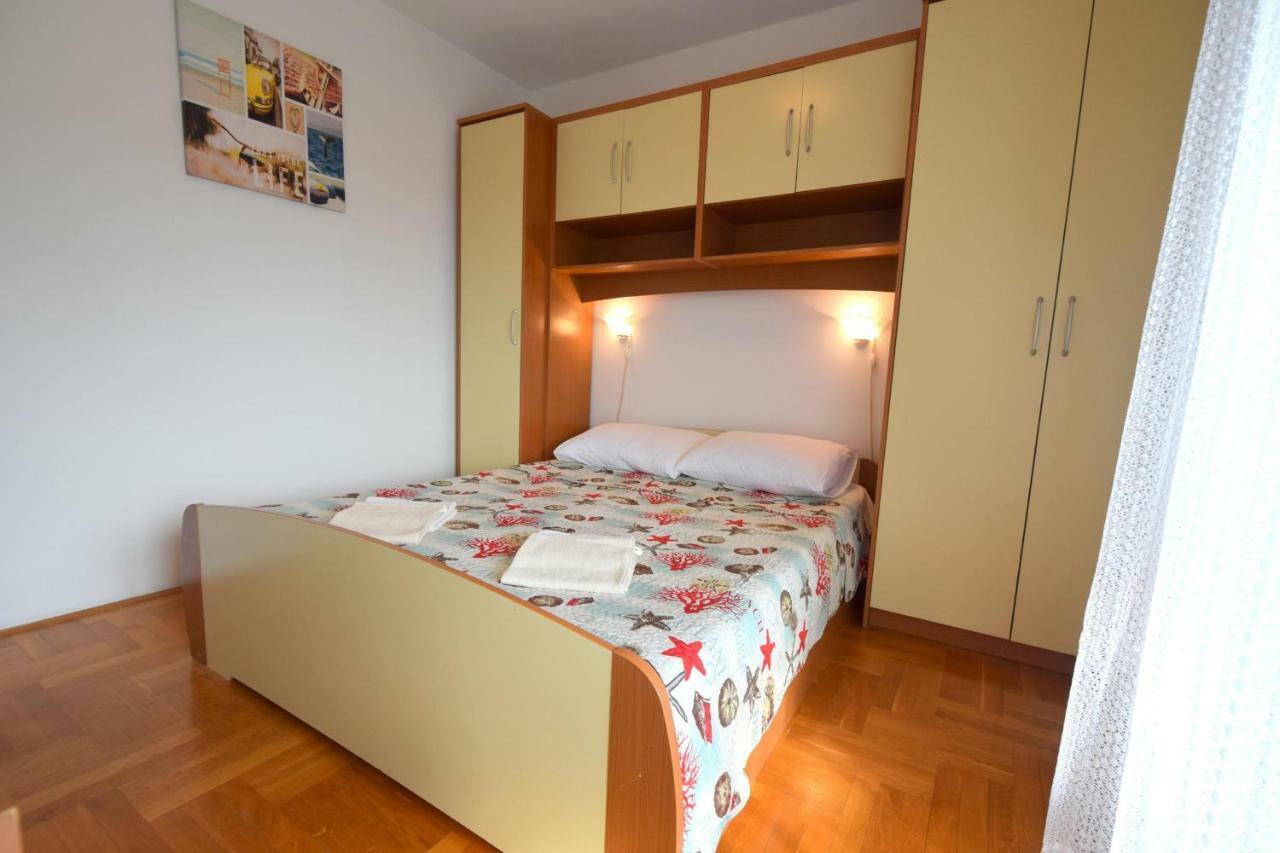 Apartment Biserka Malinska Εξωτερικό φωτογραφία